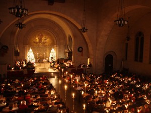 Christmas-Eve-Candlelight